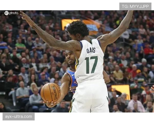 罗伯特·帕里什挡拆高效助篮网拉开比分差距